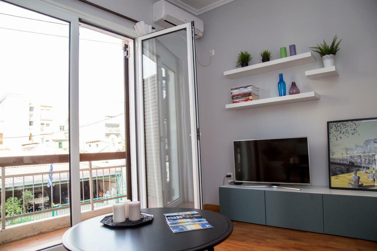 Apartamento Gazi Discrit Next To Subway Atenas Exterior foto